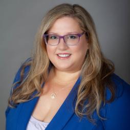 Portrait of Michelle Widdes from David's Vacation Club Rentals